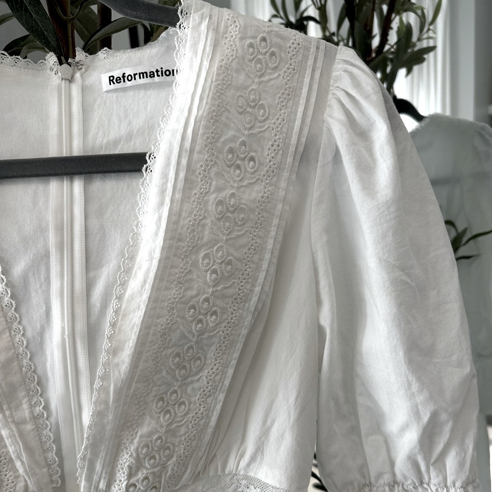 White dress, worn once and in perfect condition.